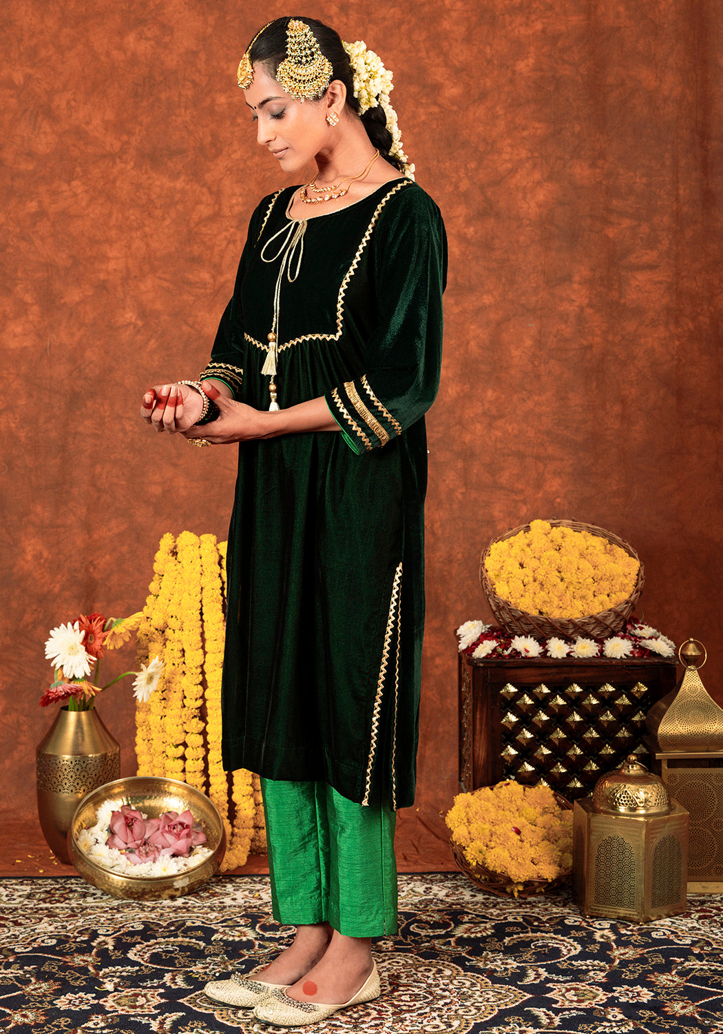 Panna Shringar Velvet Suit Set