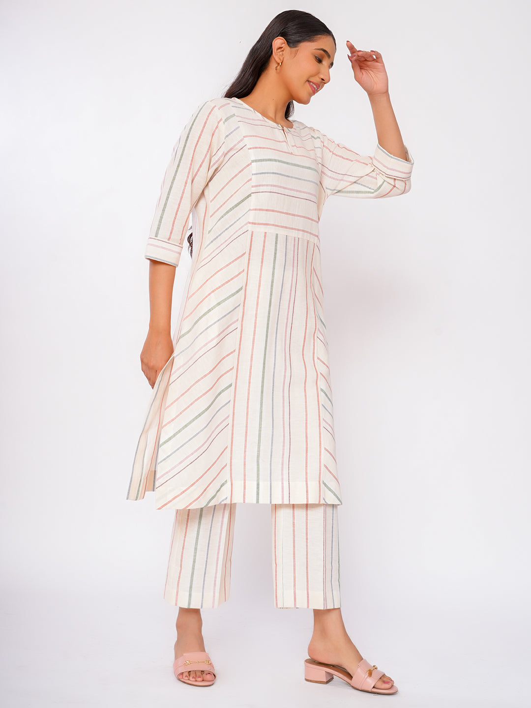 CHROMATIC CHORDS KURTA SET